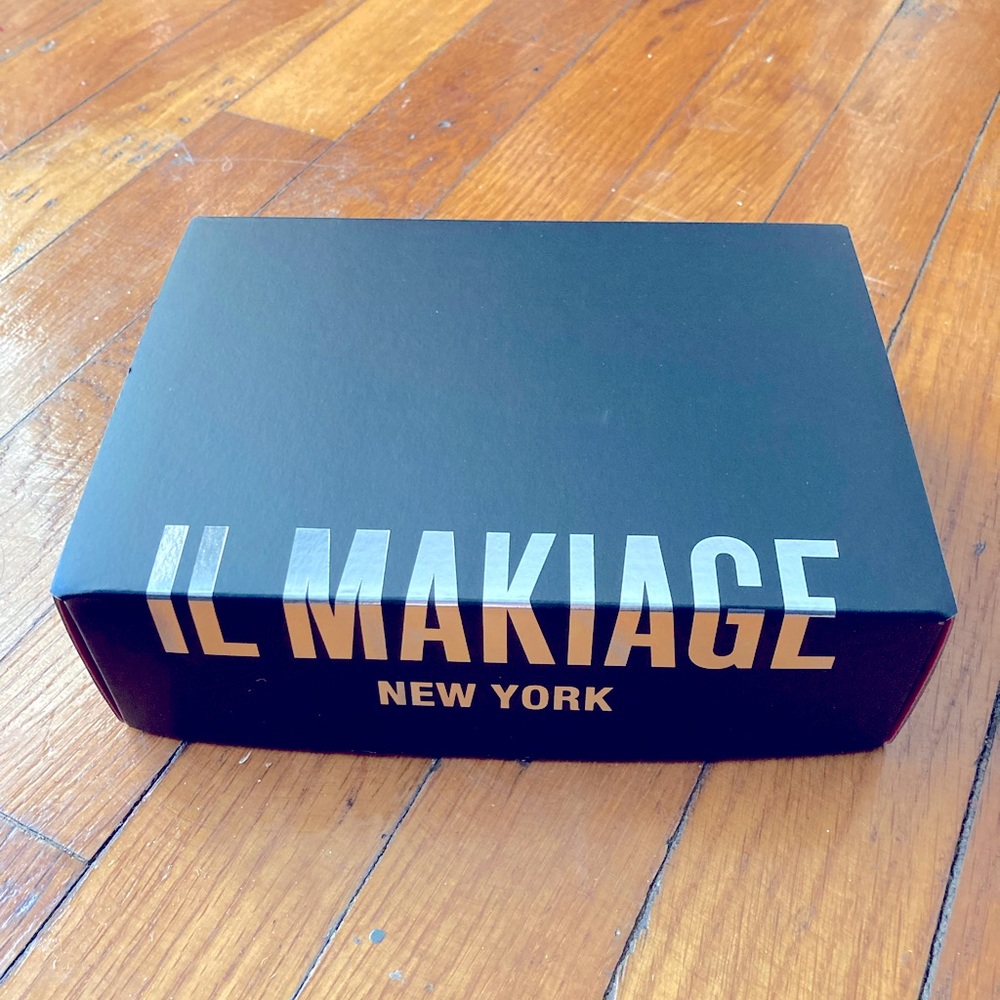 Il Makiage Foundation hoo 💁🏼‍♀️ (I woke up like this)